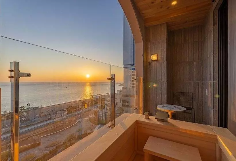 Hound Hotel Ulsan