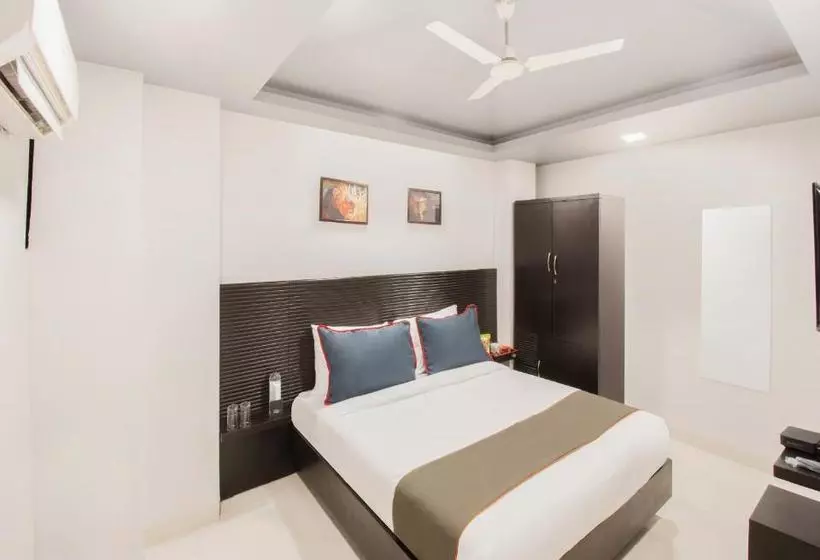 Townhouse Oak  Silvotel