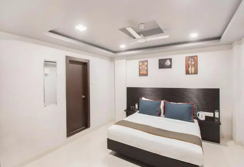 Townhouse Oak  Silvotel
