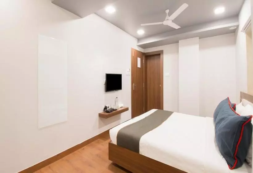 Townhouse Oak  Silvotel