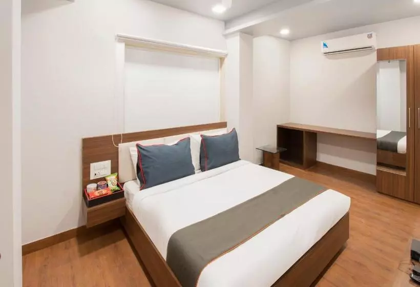 Townhouse Oak  Silvotel