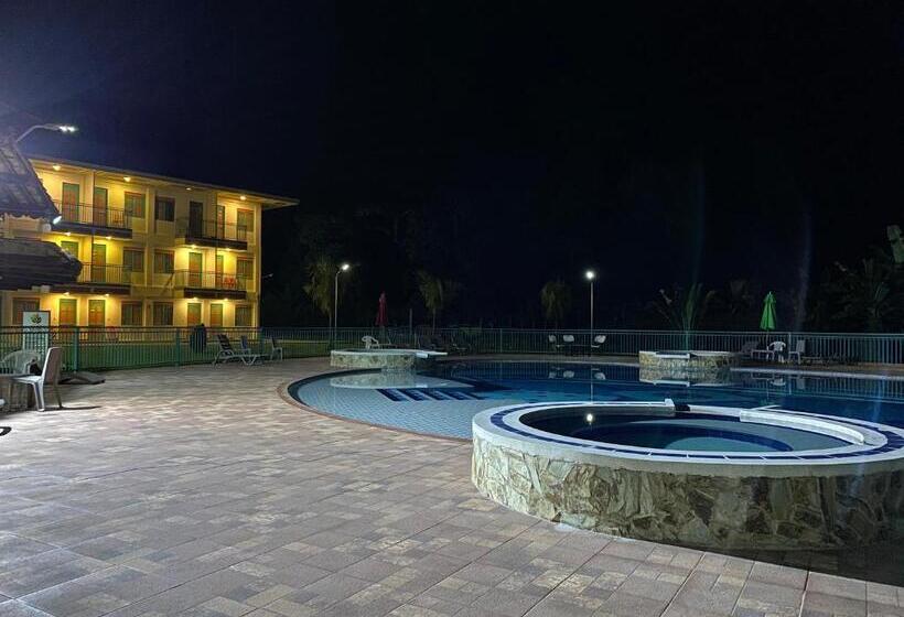 هتل Campestre Paraiso Cafetero