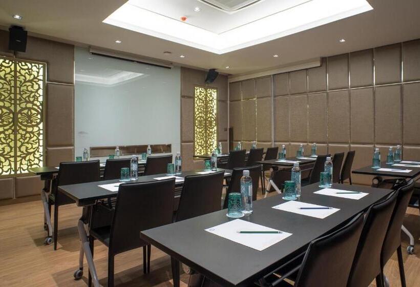 בית מלון כפרי Panphuree Residence   Sha Extra Plus