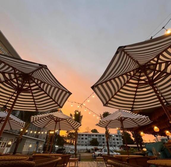 בית מלון כפרי Panphuree Residence   Sha Extra Plus