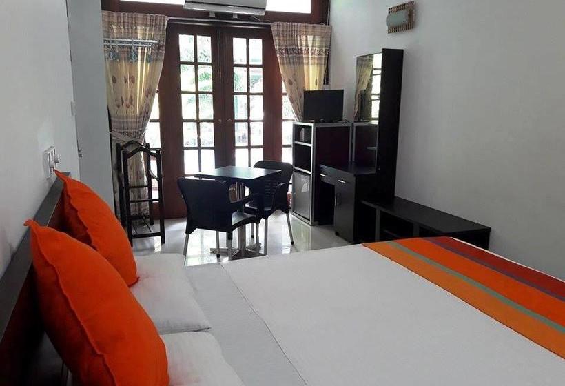 Hotel Yoho Taskans Villa