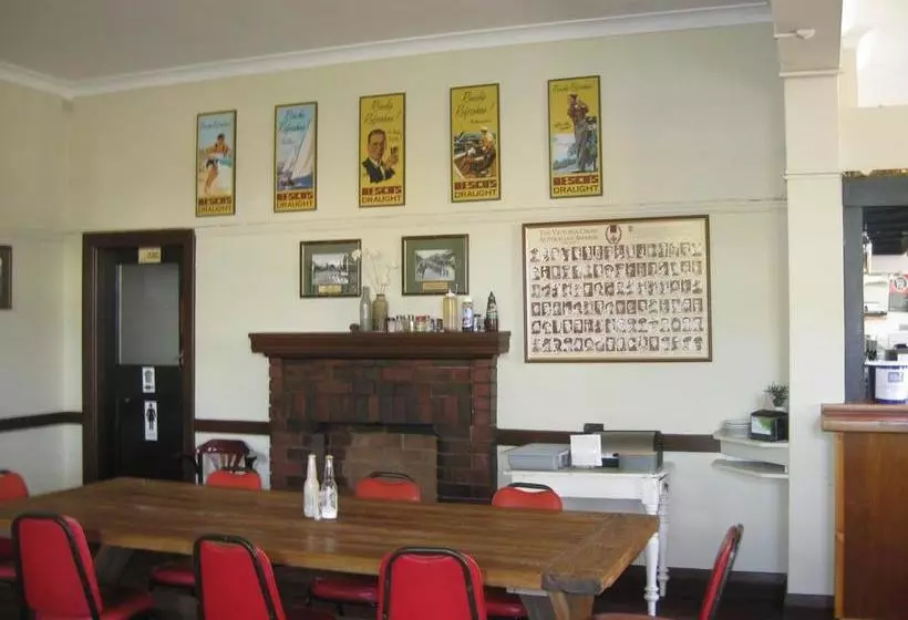 호텔 The Cowra