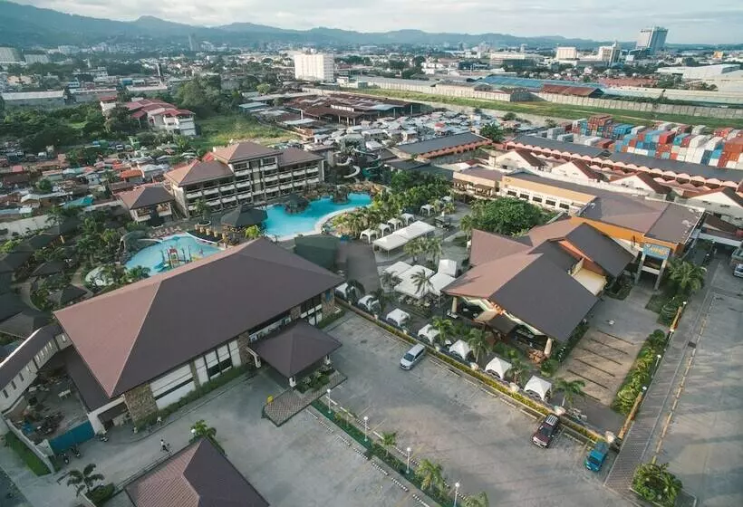 Lomakeskus Cebu Westown Lagoon South Wing