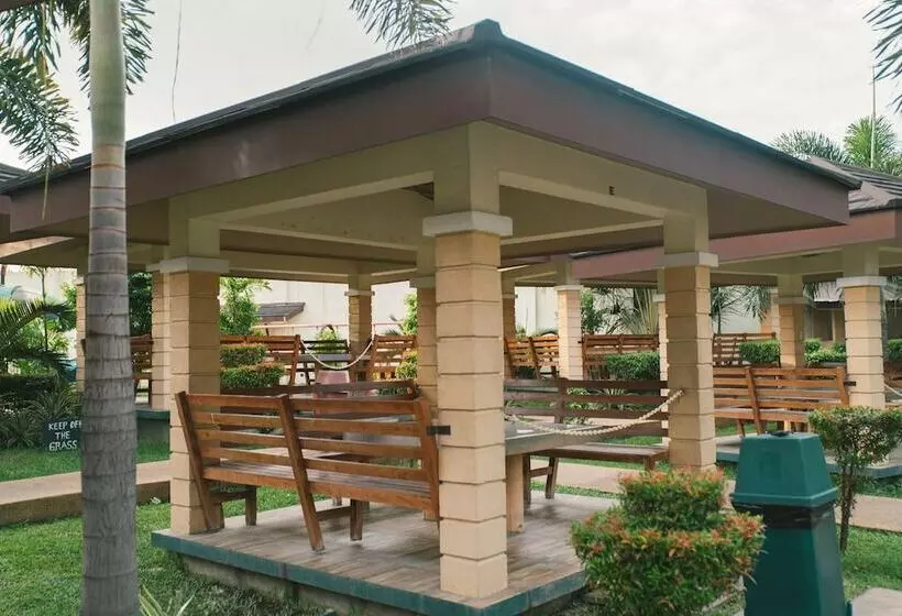 Lomakeskus Cebu Westown Lagoon South Wing