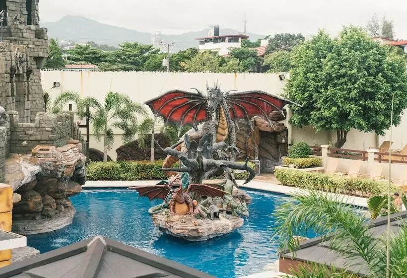 Lomakeskus Cebu Westown Lagoon South Wing