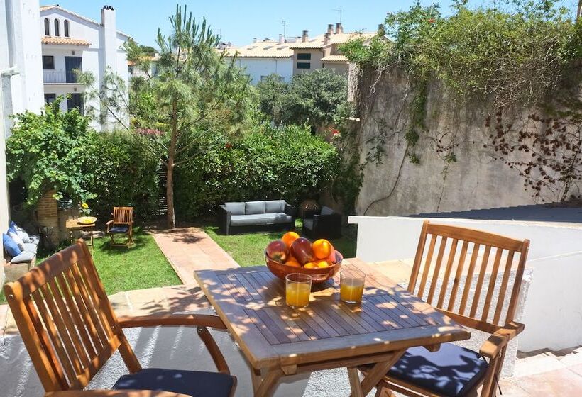 تختخواب و صبحانه Casa Calella