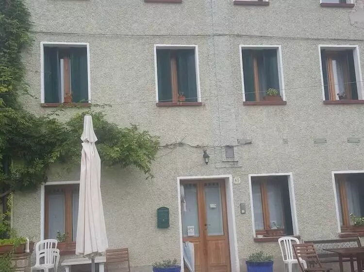 Aamiaismajoitus (B&B) Casa Fiorina