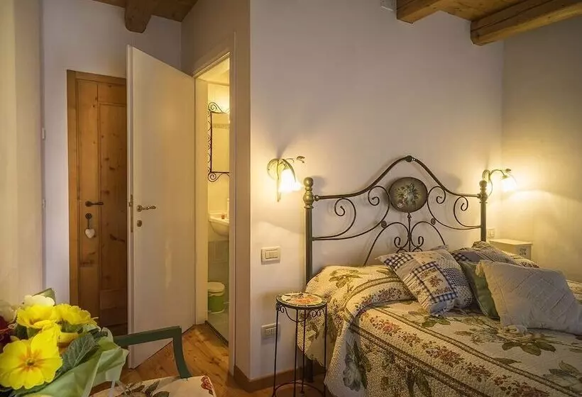 Aamiaismajoitus (B&B) Casa Fiorina