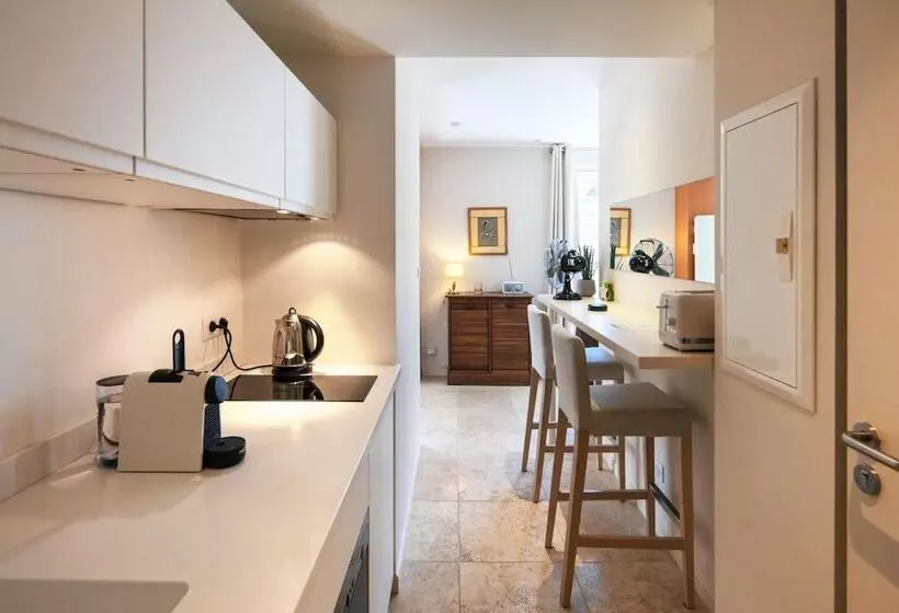 تختخواب و صبحانه Les Suites De Catherine, La 35