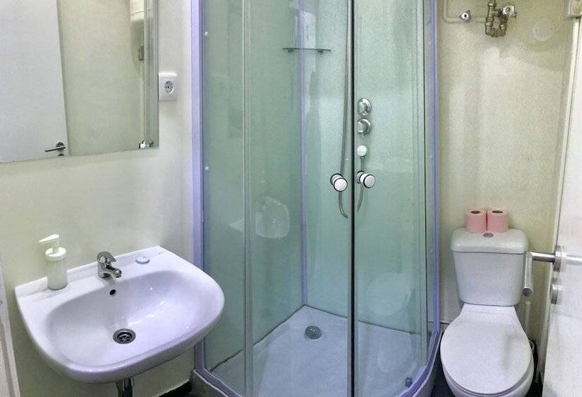 تختخواب و صبحانه Mirandesa Guesthouse