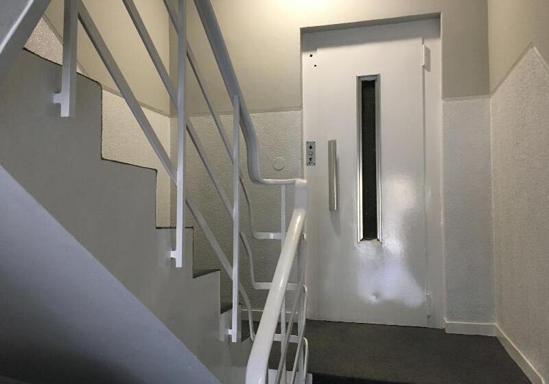 تختخواب و صبحانه Mirandesa Guesthouse