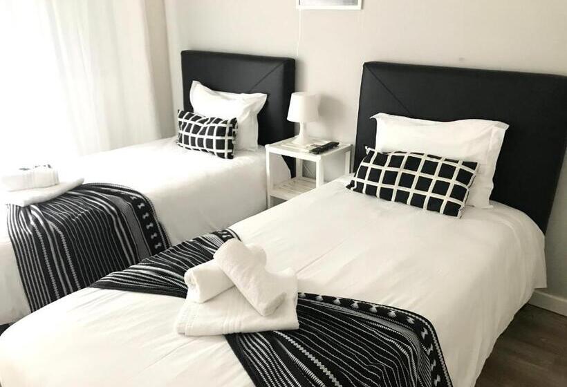 تختخواب و صبحانه Mirandesa Guesthouse