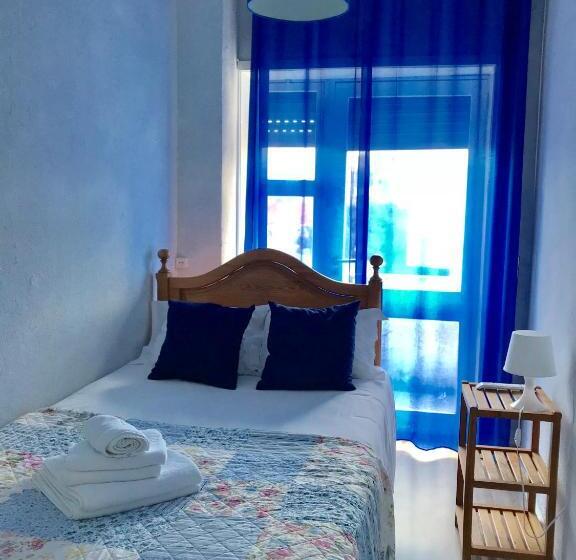 تختخواب و صبحانه Mirandesa Guesthouse