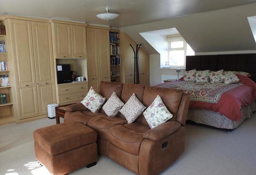 Aamiaismajoitus (B&B) Teifi Riverbank At Glas Y Dorlan