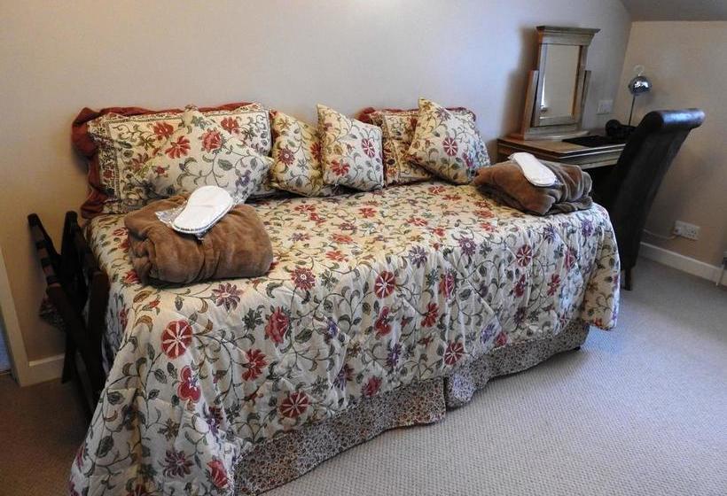 Aamiaismajoitus (B&B) Teifi Riverbank At Glas Y Dorlan