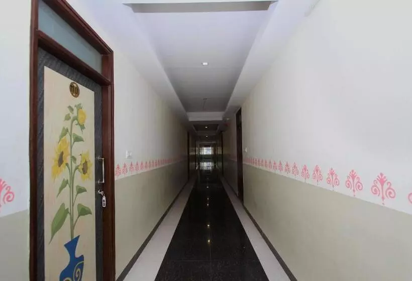 ホテル Oyo Rooms Bidadi