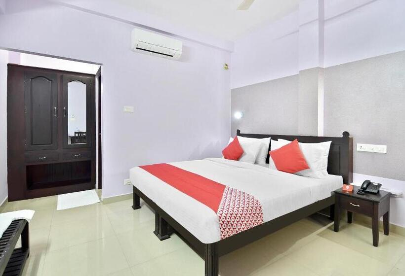 בית מלון כפרי Shanthi Residency