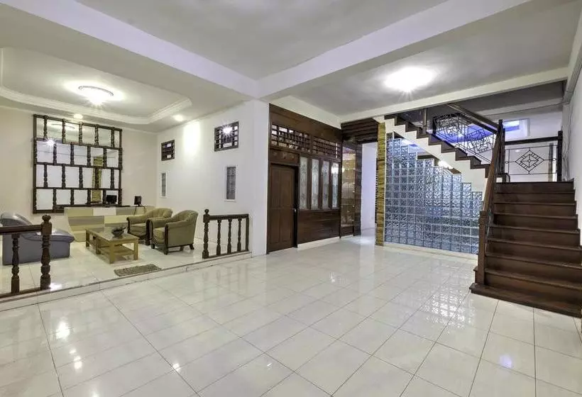 Riverside Hostel Padang