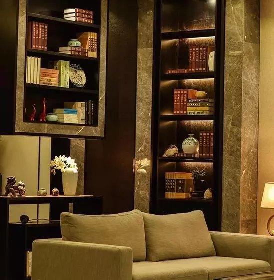 Starway Hotel Linyi Haosen International Plaza