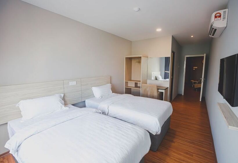 V3 Hotel & Residence Seri Alam