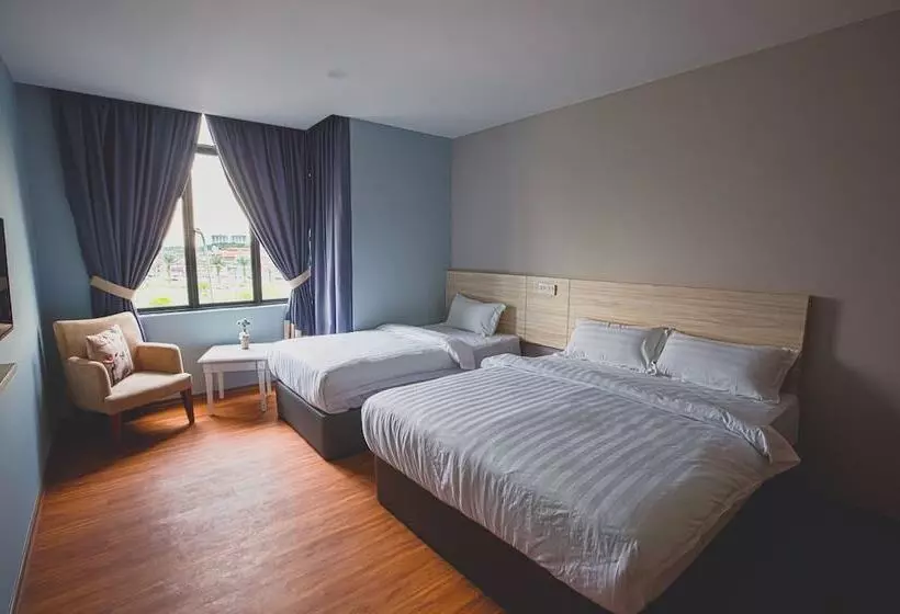 V3 Hotel & Residence Seri Alam