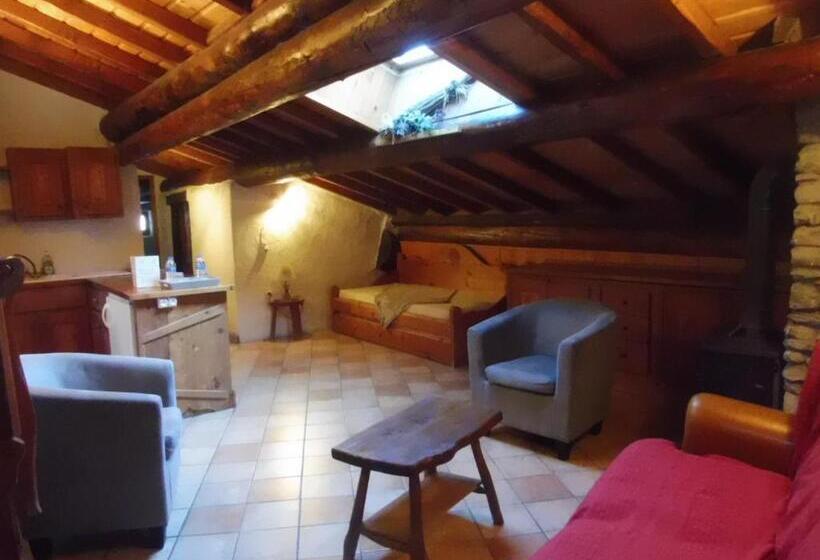 تختخواب و صبحانه Au Coeur Des Alpes