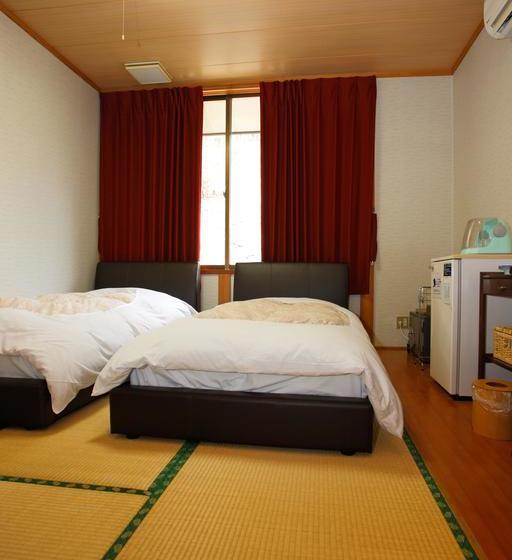 Отель Gunma Fujioka Mori No Onsen