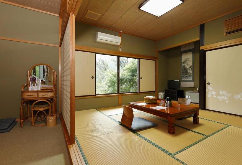 Отель Gunma Fujioka Mori No Onsen
