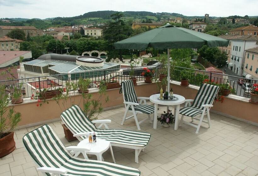 호텔 Albergo Livorno