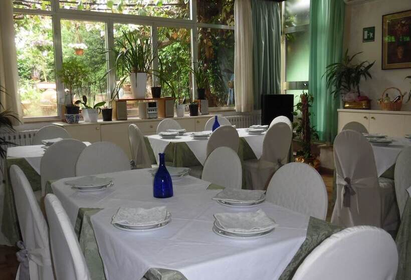 호텔 Albergo Livorno