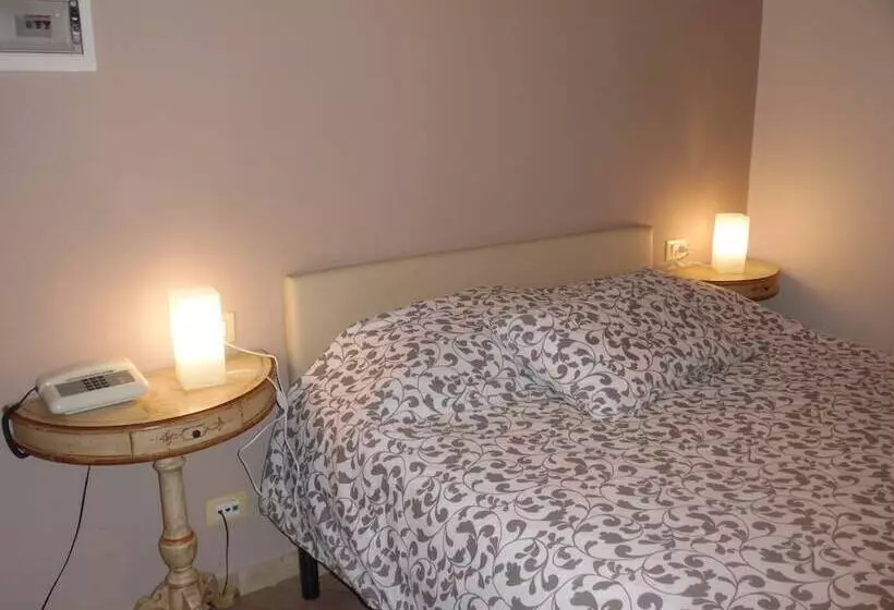 ホテル Albergo Livorno