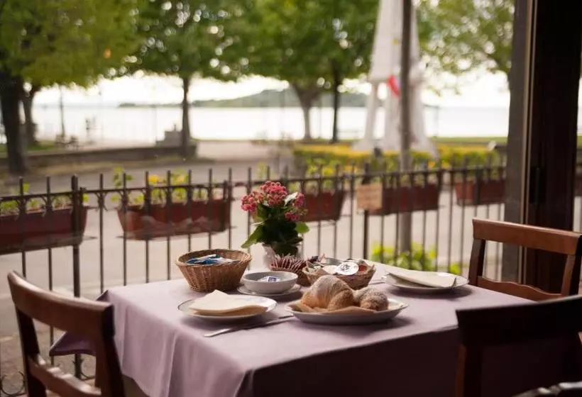 ホテル Albergo Ristorante Da Settimio