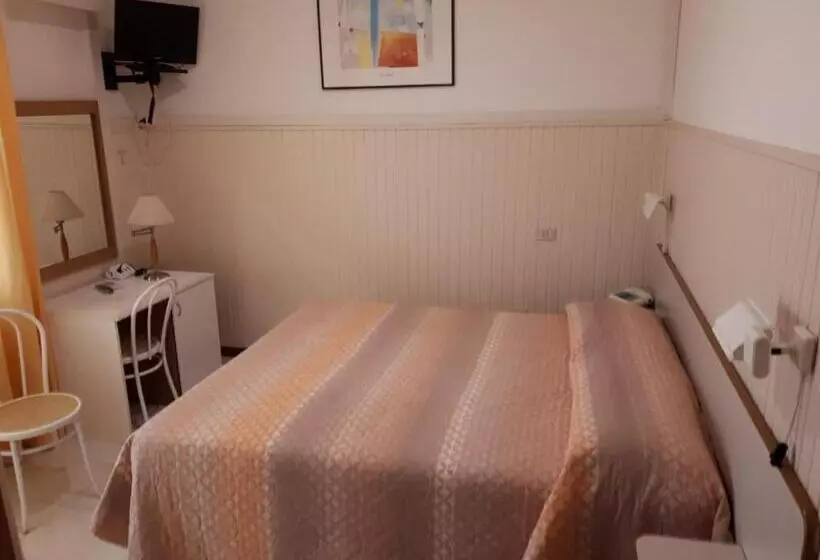 ホテル Albergo Ristorante Da Settimio