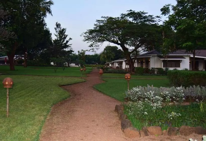 هتل Ameg Lodge Kilimanjaro
