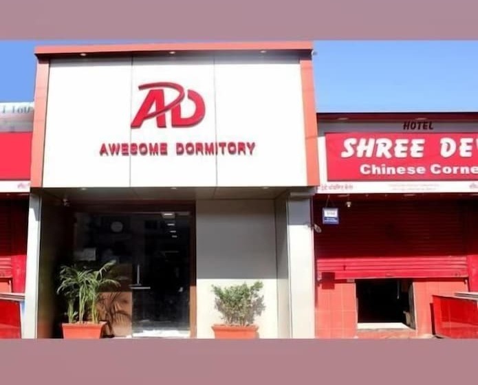 Hotelli Awesome Dormitory Male Only