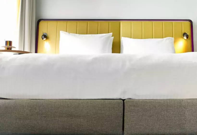 هتل Park Inn By Radisson Hasselt