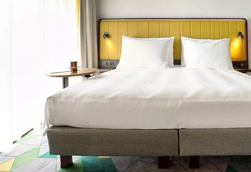 هتل Park Inn By Radisson Hasselt