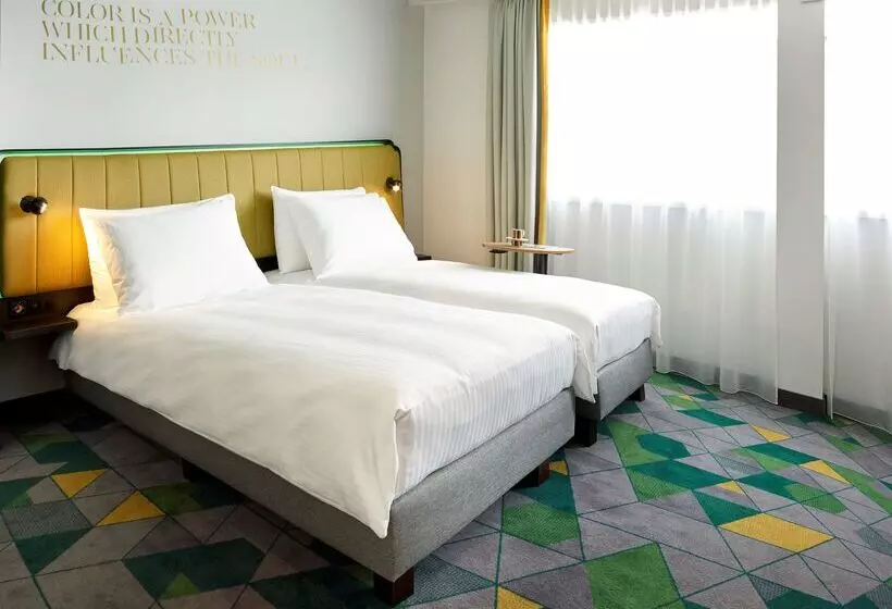 هتل Park Inn By Radisson Hasselt
