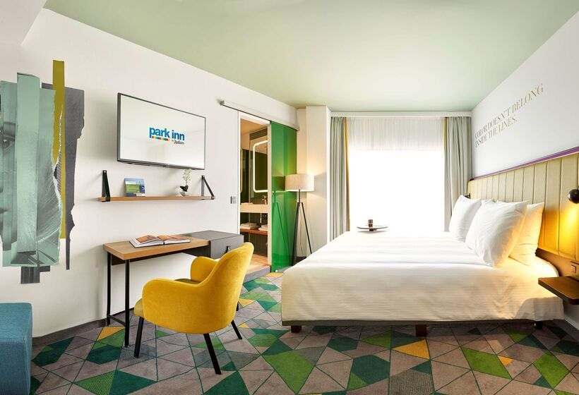 هتل Park Inn By Radisson Hasselt