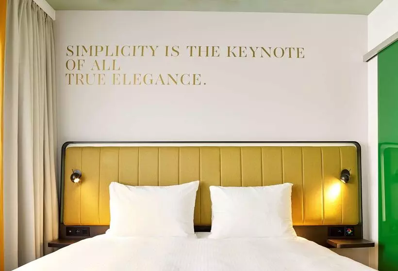 هتل Park Inn By Radisson Hasselt