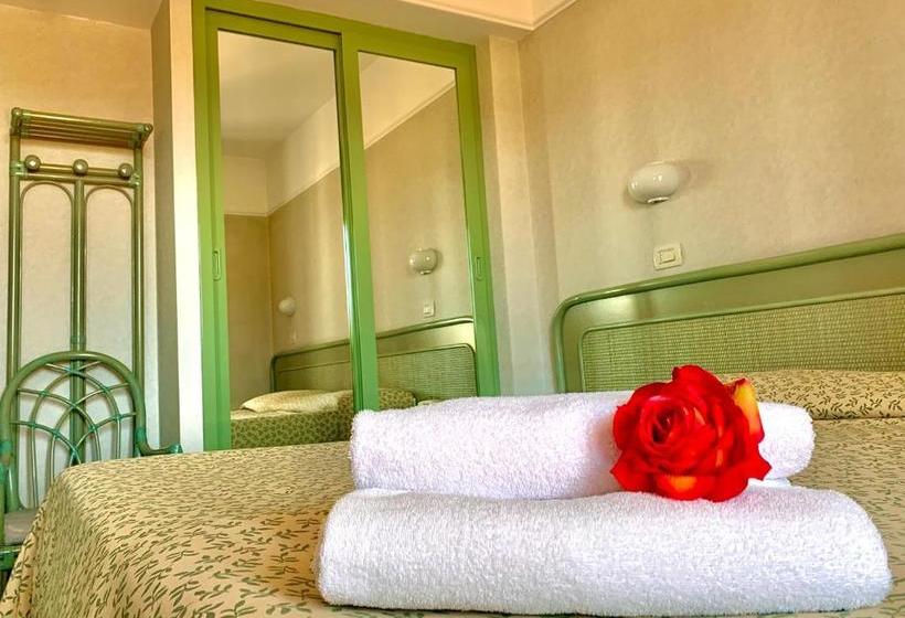 Отель Terme Luna