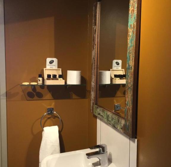 בית מלון כפרי The Sail Loft