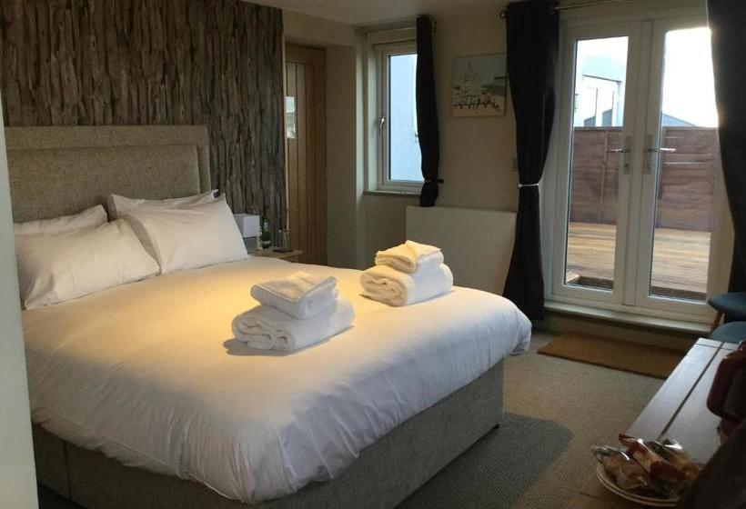 בית מלון כפרי The Sail Loft