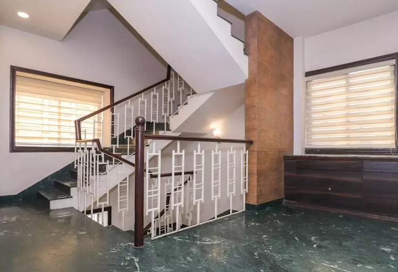 ホテル Super Collection O Belgacihia Near Kolkata Railway Station Formerly Beeu Guest House