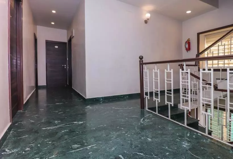 ホテル Super Collection O Belgacihia Near Kolkata Railway Station Formerly Beeu Guest House