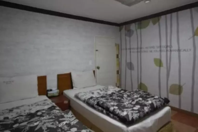 Dream Of City Motel